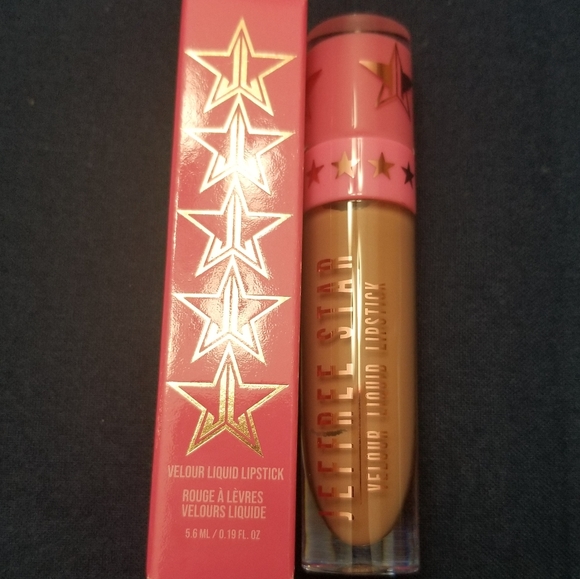 Jeffree Star - Mannequin Velour Liquid Lipstick - Picture 2 of 5